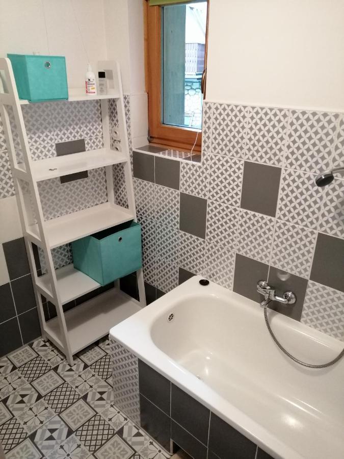 זקופאנה Domek Zakopianska Chata מראה חיצוני תמונה